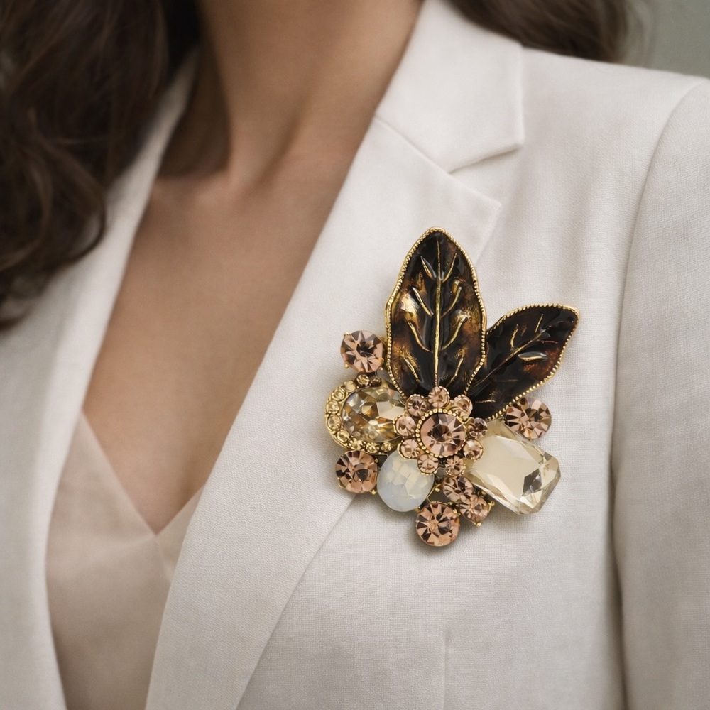 Golden Leaf Crystal Brooch – Champagne Rhinestone Statement Pin